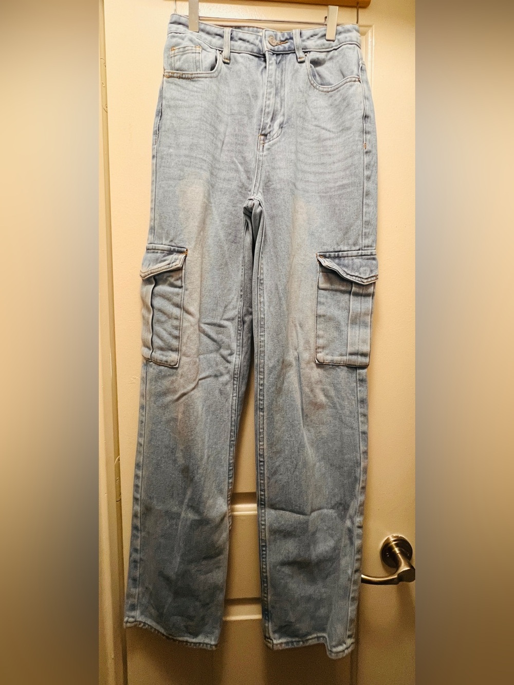 Light Wash High Waisted Denim Cargo Jeans Straight Leg Y2K Style Size 25